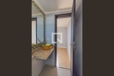 Apartamento à venda com 130m², 3 quartos e 2 vagasBanheiro da Suíte