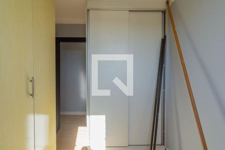Apartamento à venda com 130m², 3 quartos e 2 vagasQuarto 2 - Armários