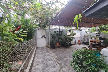 Casa à venda com 179m², 2 quartos e 1 vaga Casa à venda com 179m², 2 quartos e 1 vagavaranda