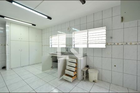 Casa à venda com 180m², 4 quartos e 2 vagasCozinha