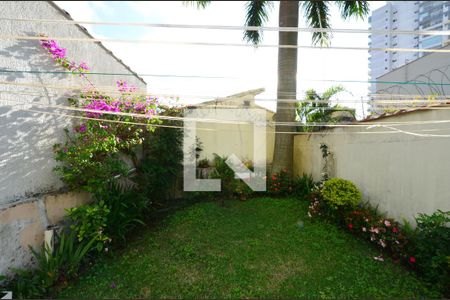 Casa à venda com 180m², 4 quartos e 2 vagasQuintal
