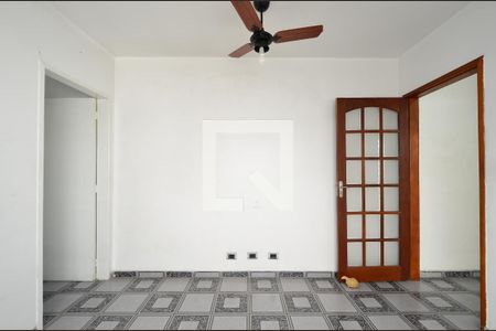 Casa à venda com 180m², 4 quartos e 2 vagasCopa