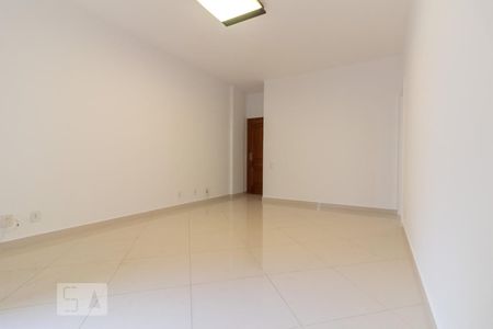 Sala de apartamento para alugar com 2 quartos, 75m² em Tijuca, Rio de Janeiro