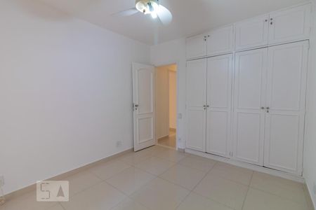 Quarto 1 de apartamento para alugar com 2 quartos, 75m² em Tijuca, Rio de Janeiro