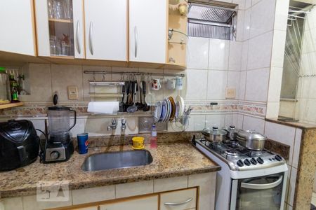 Apartamento à venda com 70m², 3 quartos e sem vaga Apartamento à venda com 70m², 3 quartos e sem vagaCozinha