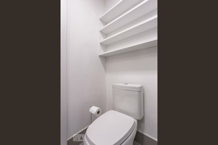 Studio à venda com 38m², 1 quarto e 1 vaga Studio à venda com 38m², 1 quarto e 1 vagaBanheiro