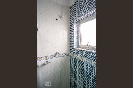 Casa para alugar com 220m², 3 quartos e 2 vagasBanheiro