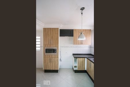 Casa para alugar com 220m², 3 quartos e 2 vagasCozinha