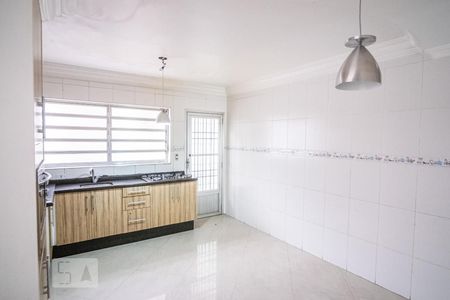 Casa para alugar com 220m², 3 quartos e 2 vagasCozinha