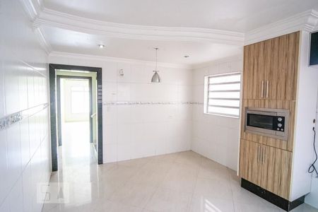 Casa para alugar com 220m², 3 quartos e 2 vagasCozinha