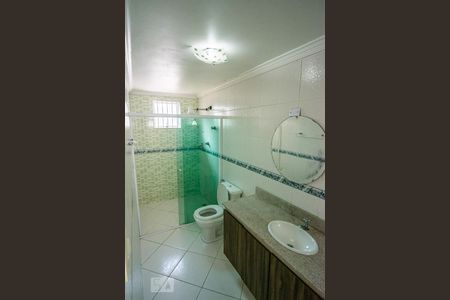 Casa para alugar com 220m², 3 quartos e 2 vagasBanheiro da Suíte