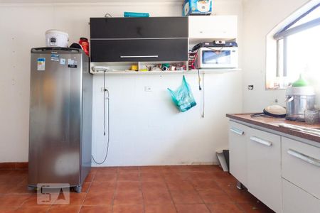 Casa à venda com 150m², 5 quartos e 2 vagas Casa à venda com 150m², 5 quartos e 2 vagasCozinha