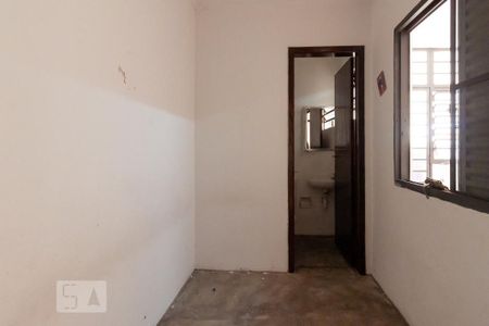 Casa à venda com 150m², 5 quartos e 2 vagas Casa à venda com 150m², 5 quartos e 2 vagasQuarto  - Edícula