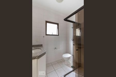 Apartamento à venda com 132m², 3 quartos e 3 vagasBanheiro da Suíte 2