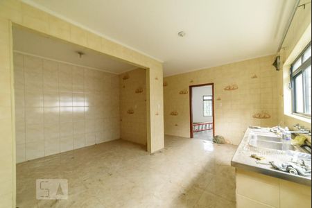 Casa à venda com 340m², 4 quartos e 4 vagasCozinha