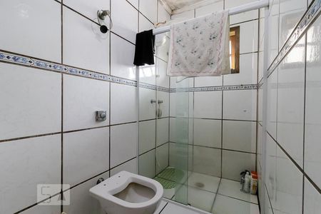 Casa à venda com 180m², 4 quartos e 6 vagas Casa à venda com 180m², 4 quartos e 6 vagasBanheiro da Suíte 4