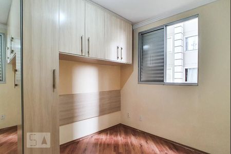 Quarto 1 de apartamento para alugar com 2 quartos, 43m² em Jardim Santa Teresinha, São Paulo