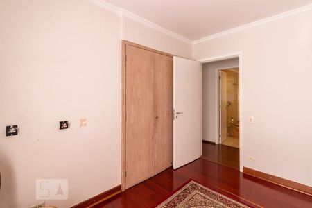 Apartamento à venda com 108m², 3 quartos e 2 vagas Apartamento à venda com 108m², 3 quartos e 2 vagasQuarto 3