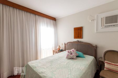 Apartamento à venda com 108m², 3 quartos e 2 vagas Apartamento à venda com 108m², 3 quartos e 2 vagasSuite