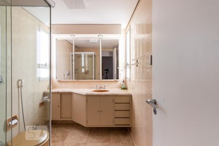 Apartamento à venda com 108m², 3 quartos e 2 vagas Apartamento à venda com 108m², 3 quartos e 2 vagasBanheiro Suite