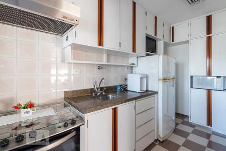 Apartamento à venda com 108m², 3 quartos e 2 vagas Apartamento à venda com 108m², 3 quartos e 2 vagasCozinha