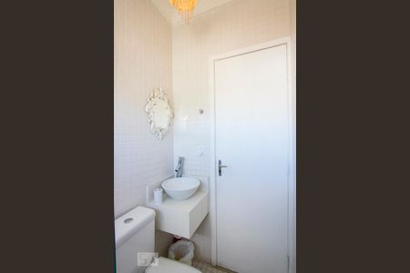 Apartamento para alugar com 160m², 2 quartos e 2 vagas Apartamento para alugar com 160m², 2 quartos e 2 vagasBanheiro social