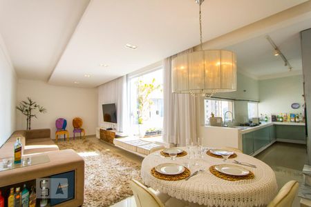 Sala de apartamento para alugar com 2 quartos, 160m² em Parque das Nações, Santo André