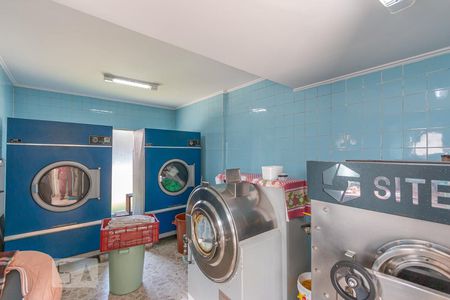 Apartamento para alugar com 60m², 2 quartos e 1 vaga Apartamento para alugar com 60m², 2 quartos e 1 vagaArea Comum - Lavanderia