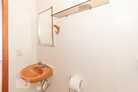 Apartamento para alugar com 60m², 2 quartos e 1 vaga Apartamento para alugar com 60m², 2 quartos e 1 vagaBanheiro