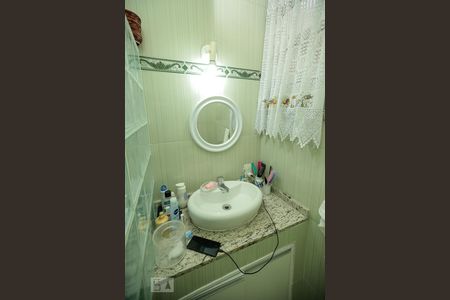 Apartamento à venda com 50m², 2 quartos e sem vaga Apartamento à venda com 50m², 2 quartos e sem vagaBanheiro