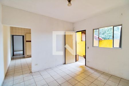 Sala de casa para alugar com 2 quartos, 64m² em Jardim Catanduva, São Paulo