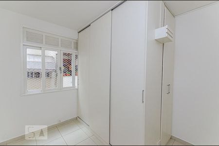 Quarto 2 de apartamento para alugar com 2 quartos, 55m² em Fonseca, Niterói