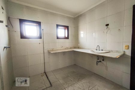 Casa à venda com 800m², 6 quartos e 5 vagas Casa à venda com 800m², 6 quartos e 5 vagasBanheiro da Suíte 4