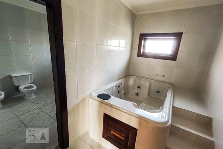 Casa à venda com 800m², 6 quartos e 5 vagas Casa à venda com 800m², 6 quartos e 5 vagasBanheiro da Suíte 4