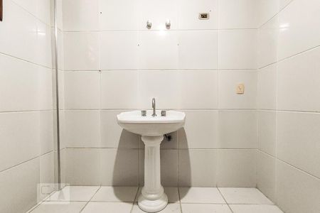 Casa à venda com 800m², 6 quartos e 5 vagas Casa à venda com 800m², 6 quartos e 5 vagasLavabo
