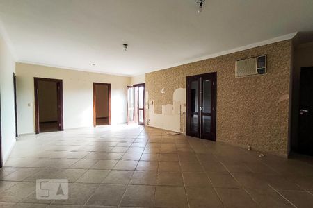 Casa à venda com 800m², 6 quartos e 5 vagas Casa à venda com 800m², 6 quartos e 5 vagasSuíte 4