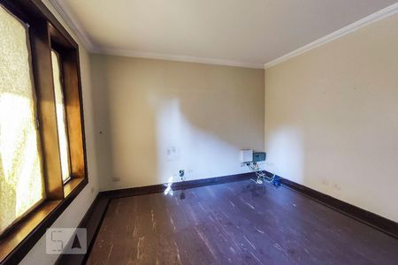Casa à venda com 800m², 6 quartos e 5 vagas Casa à venda com 800m², 6 quartos e 5 vagasAnexos a Sala