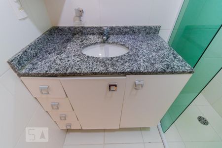 Apartamento à venda com 62m², 3 quartos e 1 vaga Apartamento à venda com 62m², 3 quartos e 1 vagaDetalhe banheiro