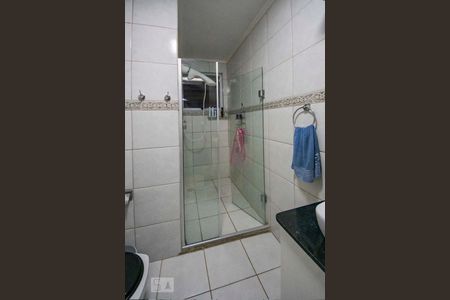 Apartamento à venda com 90m², 2 quartos e 1 vaga Apartamento à venda com 90m², 2 quartos e 1 vagaBanheiro