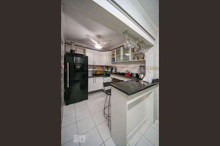 Apartamento à venda com 90m², 2 quartos e 1 vaga Apartamento à venda com 90m², 2 quartos e 1 vagaCozinha