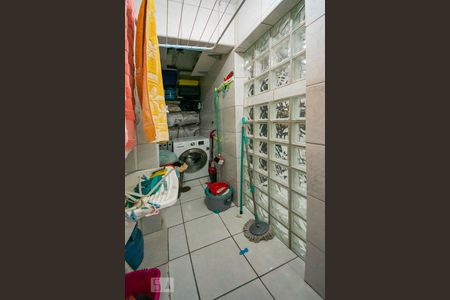 Apartamento à venda com 90m², 2 quartos e 1 vaga Apartamento à venda com 90m², 2 quartos e 1 vagaLavanderia