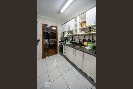 Apartamento à venda com 90m², 2 quartos e 1 vaga Apartamento à venda com 90m², 2 quartos e 1 vagaCozinha