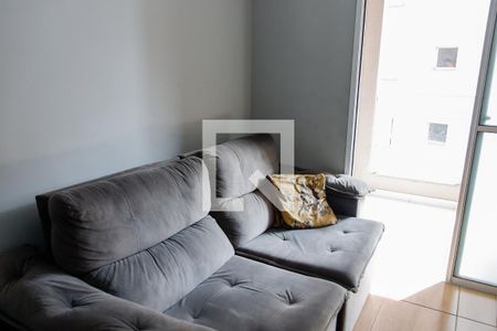 sala de apartamento para alugar com 2 quartos, 49m² em Jardim Roberto, Osasco