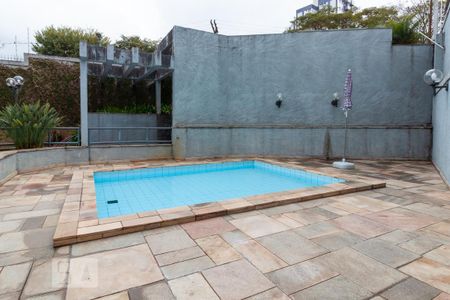 Apartamento à venda com 80m², 2 quartos e 1 vaga Apartamento à venda com 80m², 2 quartos e 1 vagaPiscina