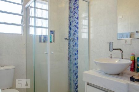 Casa à venda com 220m², 3 quartos e 2 vagasBanheiro