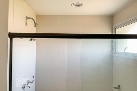 Apartamento à venda com 130m², 4 quartos e 3 vagas Apartamento à venda com 130m², 4 quartos e 3 vagasBanheiro do Quarto 3