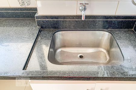 Apartamento à venda com 130m², 4 quartos e 3 vagas Apartamento à venda com 130m², 4 quartos e 3 vagasÁrea de Serviço