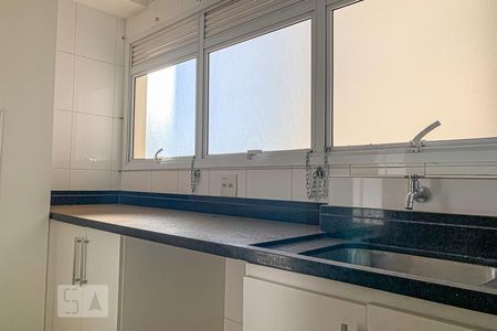 Apartamento à venda com 130m², 4 quartos e 3 vagas Apartamento à venda com 130m², 4 quartos e 3 vagasÁrea de Serviço