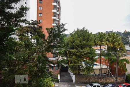 Apartamento à venda com 132m², 3 quartos e 2 vagas Apartamento à venda com 132m², 3 quartos e 2 vagasVista da suíte 3