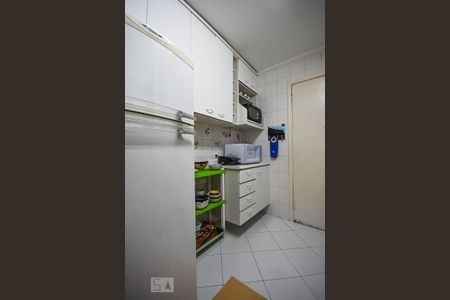 Apartamento à venda com 132m², 3 quartos e 2 vagas Apartamento à venda com 132m², 3 quartos e 2 vagasCozinha